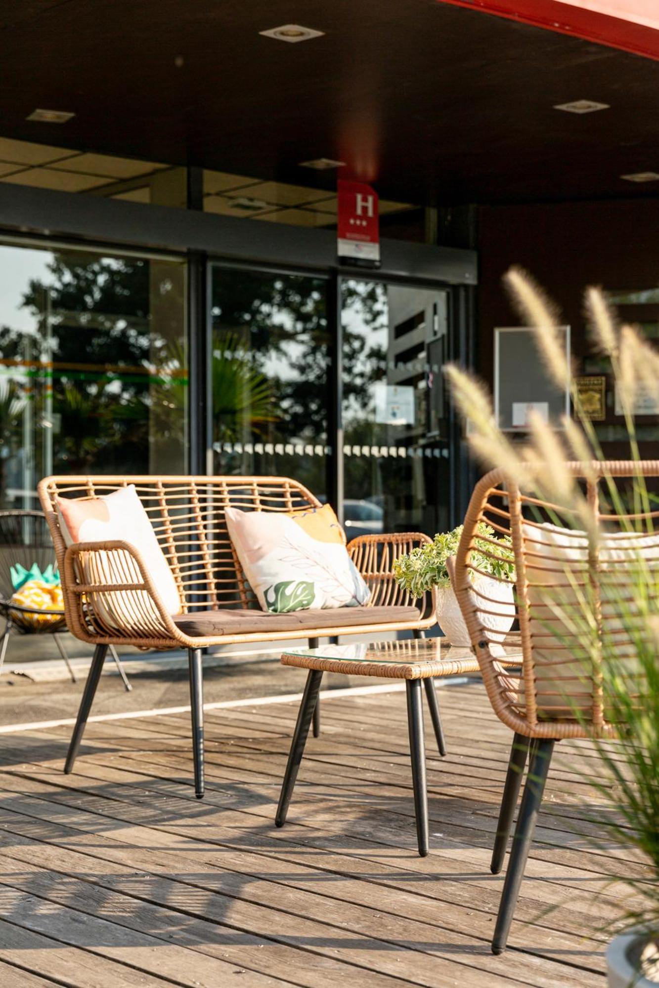 Hotel Le Trèfle Portet-sur-Garonne Esterno foto